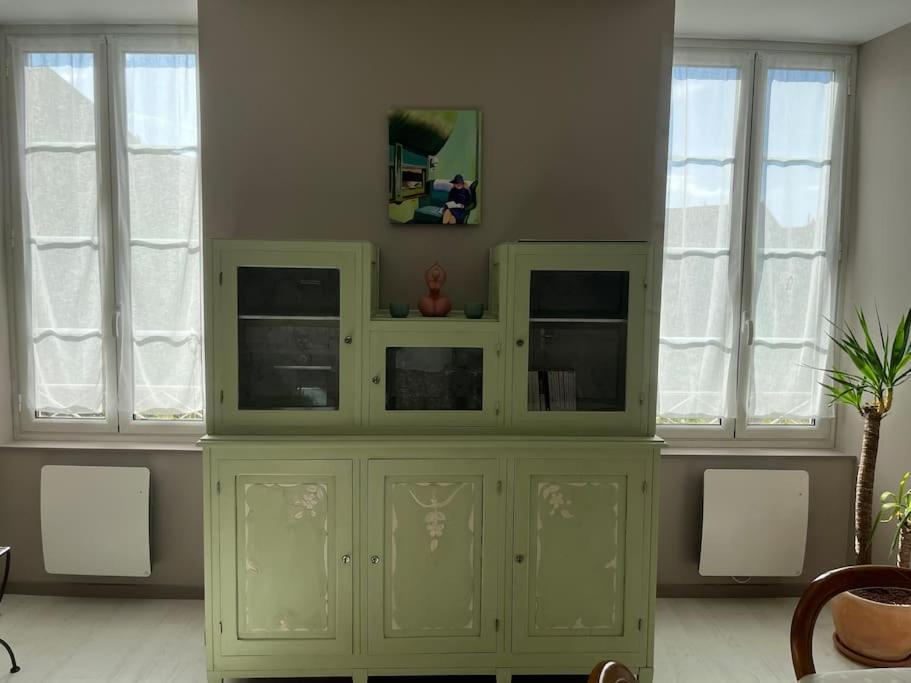 Superbe Appartement Plein Centre มีโญ ภายนอก รูปภาพ